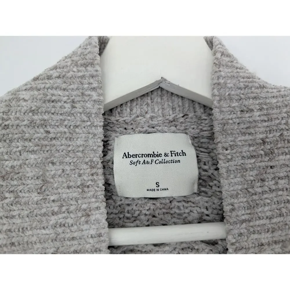 Abercrombie & Fitch Light Gray Chunky Knit Cardigan - Picture 3 of 6